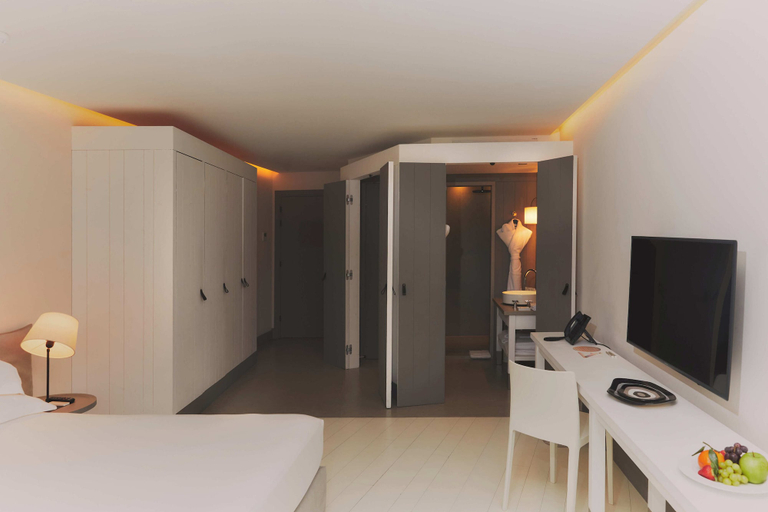 Bedroom 4, Hôtel Plage Palace, Hérault