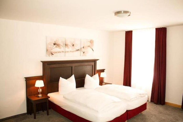 Bedroom, Restaurant-Cafe-Pension Himmel, Landshut