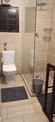 Bathroom, Illovo Beach Inn, eThekwini