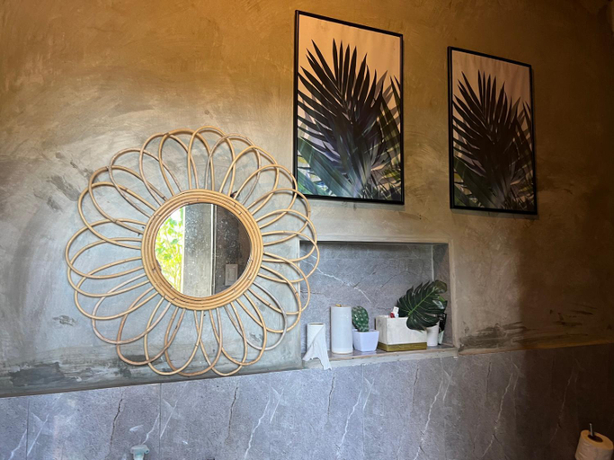 Bathroom 4, Bintana Sa Paraiso Binunsaran, Mambajao