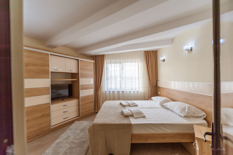Bedroom 3, ダニー レント A ホーム, Pitesti