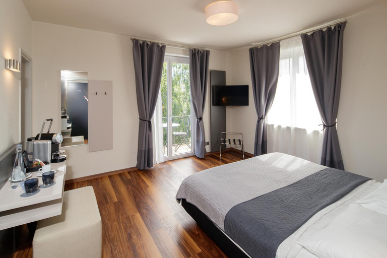 Bedroom 3, Albergo Mirador Ascona, Locarno