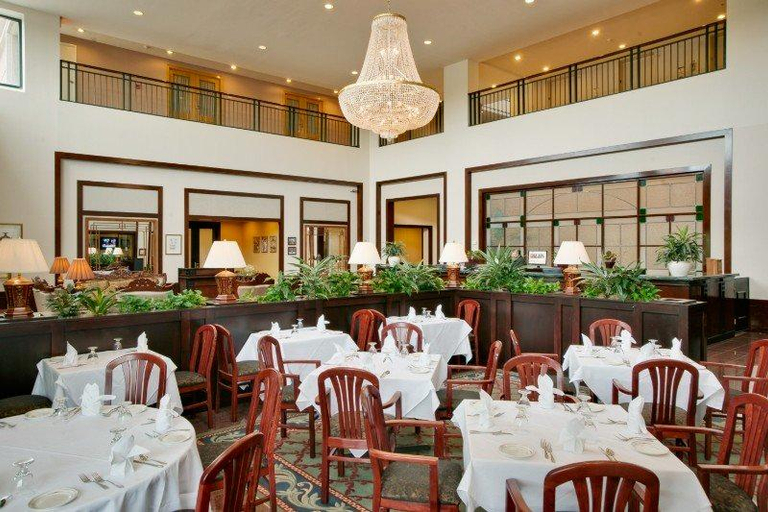 Food & Drinks 5, Renaissance Chicago Glenview Suites Hotel, Cook