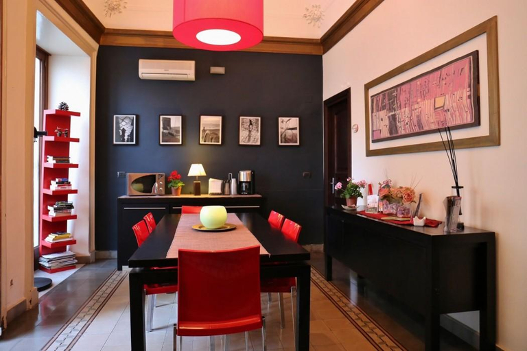 Food & Drinks 5, Bed and Breakfast Opera, Catania