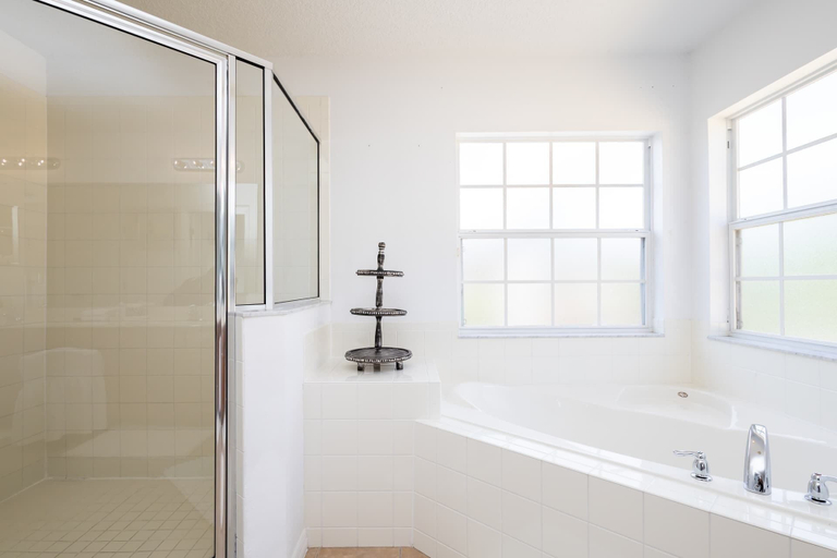 Bathroom 4, Sunrise Oasis Resort Home for 10!, Polk