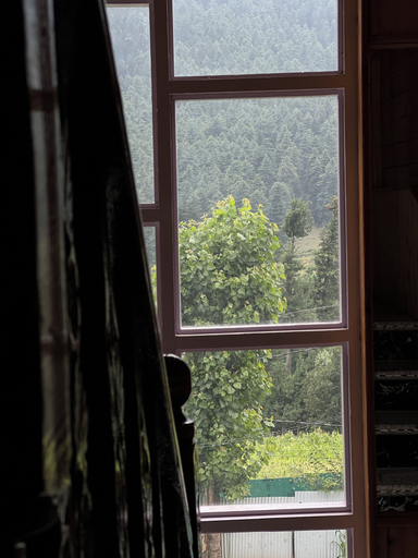 Staircase 5, PEARL RESIDENCY, Anantnag
