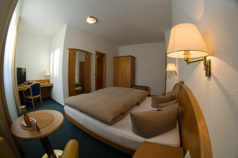 Bedroom 2, Hotel Enztal Garni, Ludwigsburg