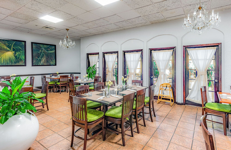 Food & Drinks 5, Seacoast Suites on Miami Beach, Miami-Dade