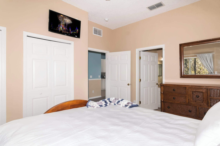 Bedroom 1, Breezy Day at Bahama Bay, Polk