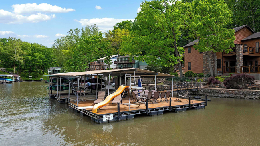 Exterior & Views 2, Trails End Hideaway Waterfront, Camden