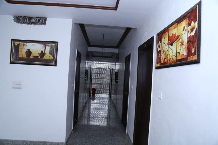 Others 4, Hotel Palace on the way, Rajsamand