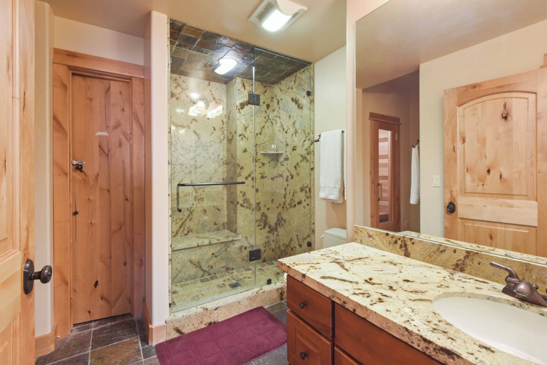 Bathroom 4, Hilltop Hideaway w/ Game Room & Forest Views!, Nevada