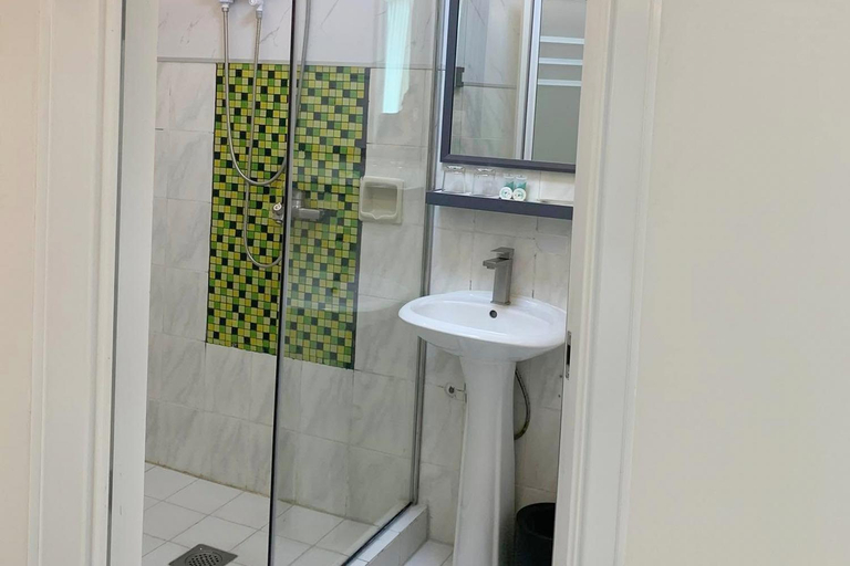 Bathroom 3, Aku Inn Cebu City, Cebu City