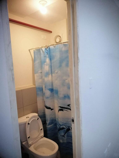 Bathroom 4, Urban deca by Gracey 2 br Mandaue Cebu, Mandaue City