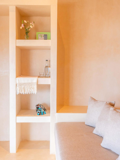 Bedroom 2, La Alberca Hotel Boutique, Dist. Pochutla