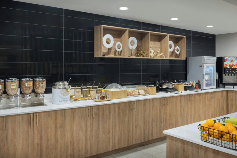Food & Drinks 5, SpringHill Suites Marriott Midland, Midland