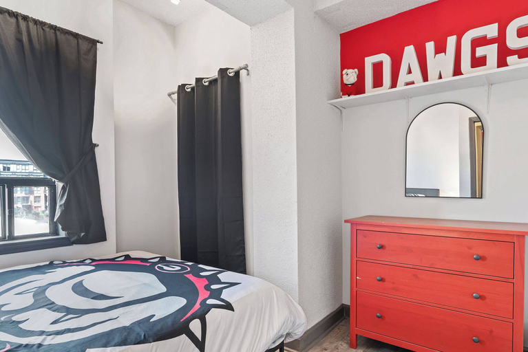 Bedroom 3, Home is Where the Arch is Across From Uga!, Clarke