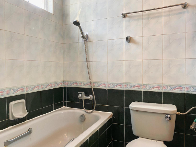 Bathroom, K Hotel 12, Singapore