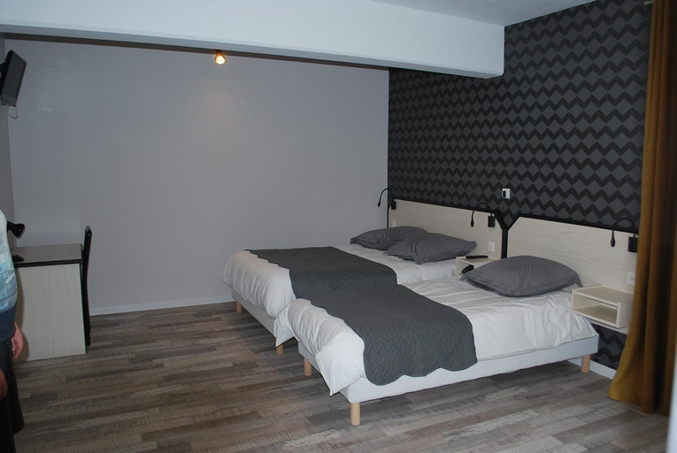 Bedroom 2, Hotel Des Voyageurs, Haute-Loire