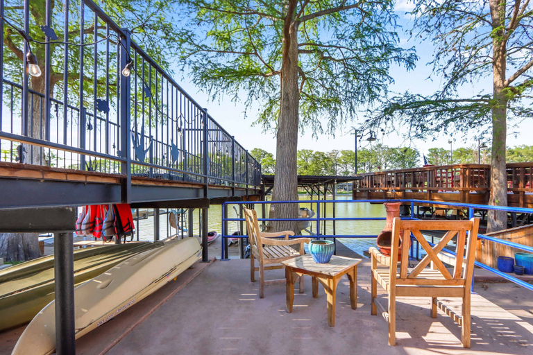 Food & Drinks, Beautiful and Relaxing Lakefront Getaway, Guadalupe