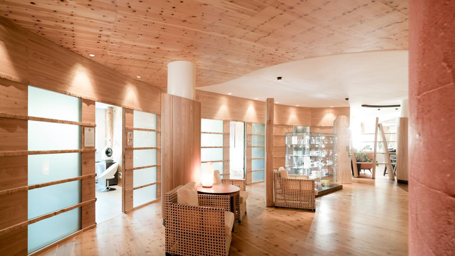 Public Area, ADLER Balance, Bolzano