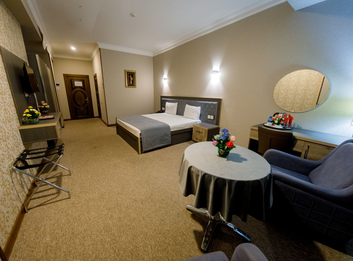 Bedroom 2, Royal Sapphire Hotel, Baku