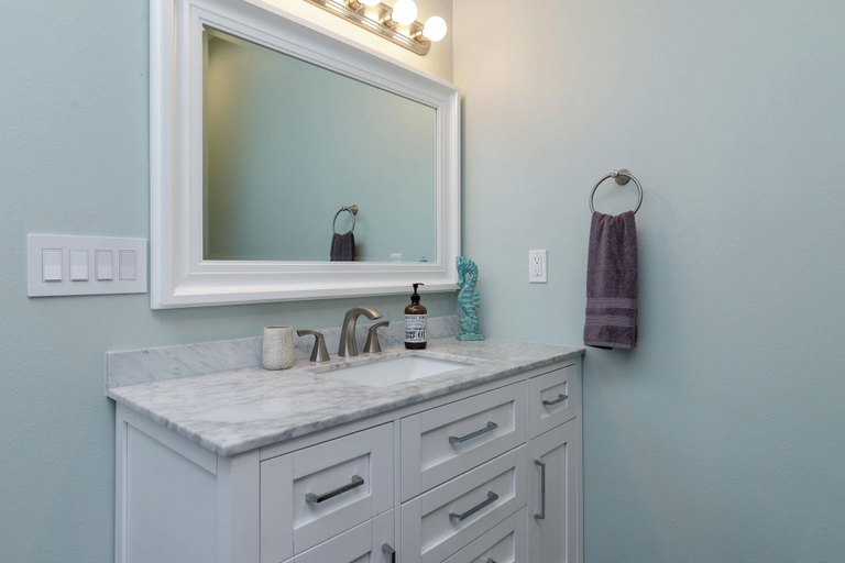 Bathroom 3, Delightful 3 Bedroom Pets, Nueces