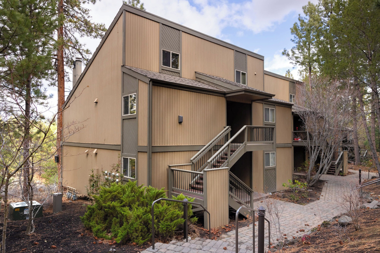 Exterior & Views 2, Alpenglow Haus - Stay for 4!, Deschutes