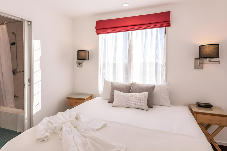 Bedroom 2, Fino Hotel & Suites , Christchurch