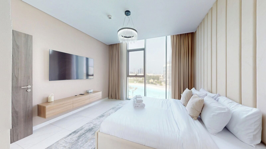 Room 5, PVH - Lagoon View 1BR District One Res 4, Dubai