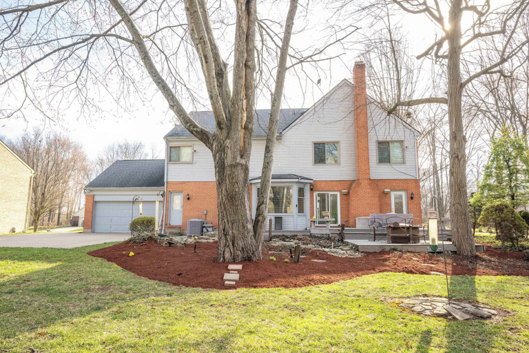 Exterior & Views 2, Luxurious Dream Home For 10!, Hamilton
