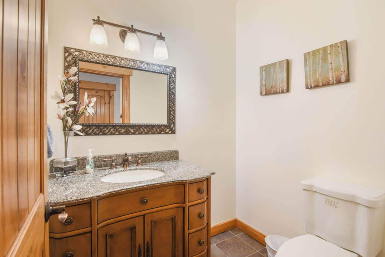 Bathroom 3, Sunny Woods Acres Near Golf & Adventure Park, Placer