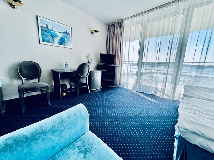 Bedroom 2, Marina Diana, Legionowo