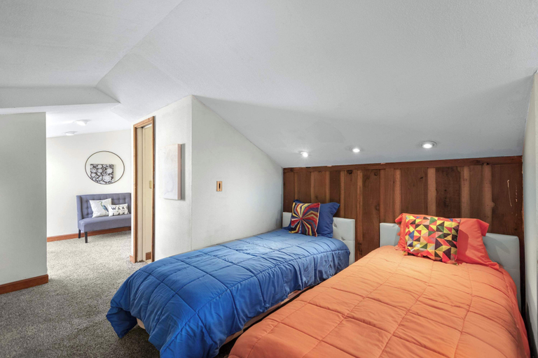 Bedroom 3, Cedar Nest Experience Ozark Magic in Sunrise Beach, Camden