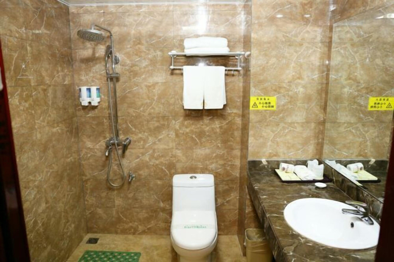 Bathroom 3, Libo Dapeng Business Hotel (Libo Ancient Town), Qiannan Buyei and Miao