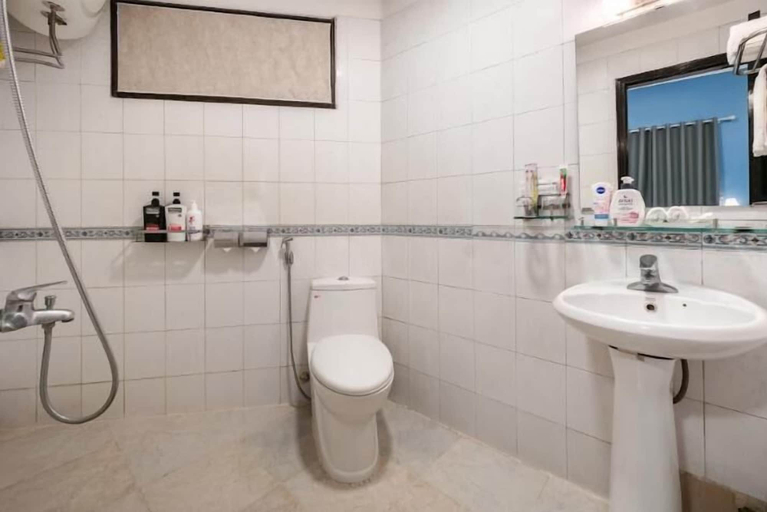 Bathroom 4, A25 Hotel - Doi Can 1, Ba Đình