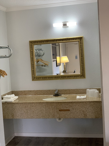 Bathroom 4, Motel 6 Newport News, VA - Fort Eustis, Newport News