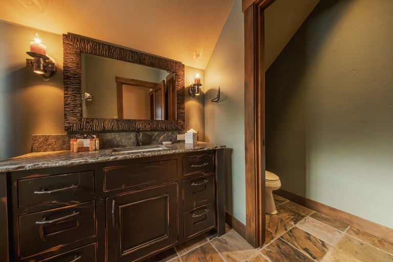 Bathroom 4, Wilderness Club Lakefront Lodge, Lincoln