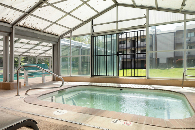 Sport & Beauty 5, At the River - Beautiful Stay, Amazing River View, Deschutes