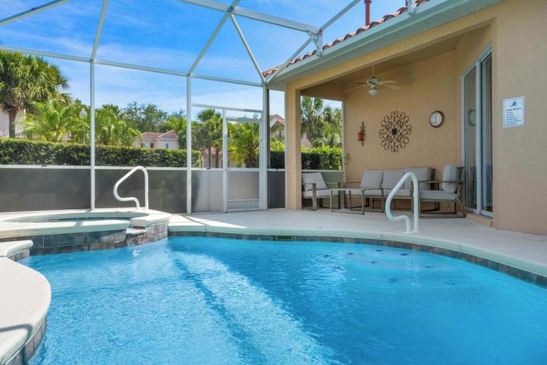 Sport & Beauty 4, Magical Memories Villa, Polk