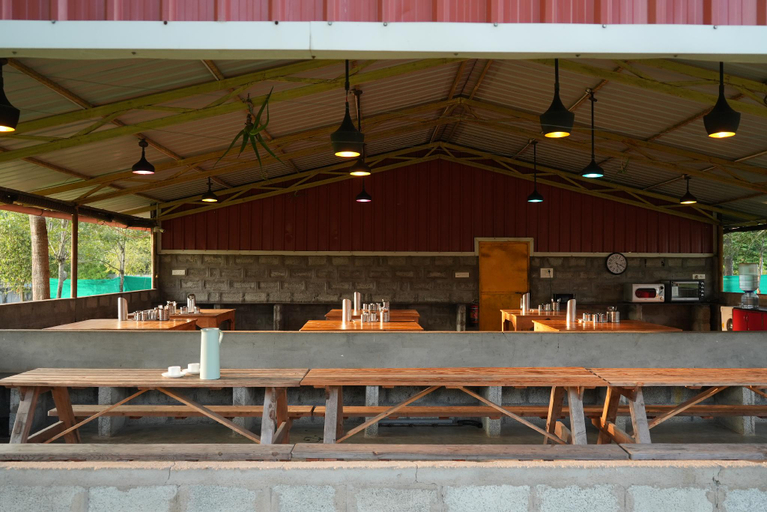 Food & Drinks 2, LABDHI RESORTS STAG GROUPS NOT ALLOWED, The Nilgiris