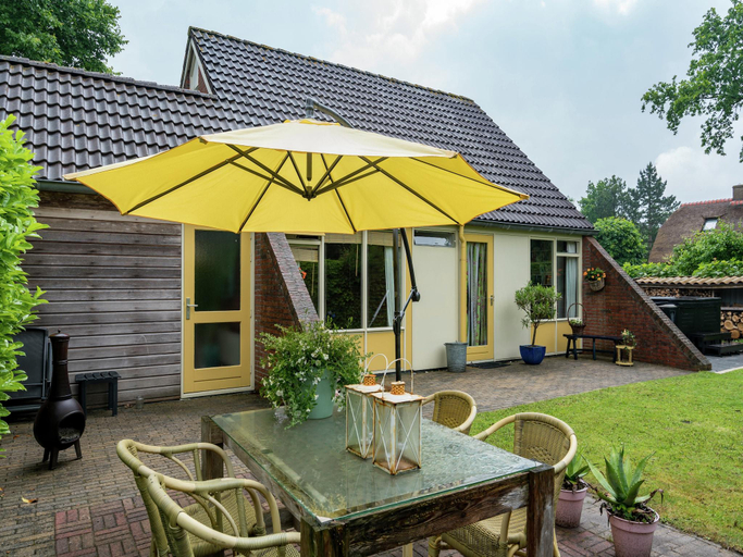 Others 2, Cosy holiday home in Lauwersoog, De Marne