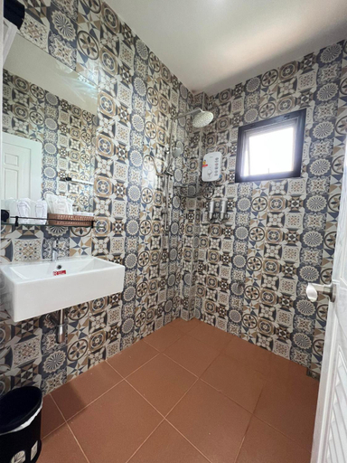 Bathroom 4, คีรีศิลป์ รีสอร์ท เชียงราย (Khirisin Resort Chiang rai), Muang Chiang Rai