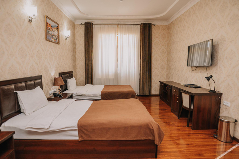 Bedroom 2, Grand Hotel Sogdiana, Samarkand