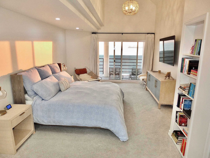 Bedroom 2, Beachfront Estate - LB Peninsula, Los Angeles