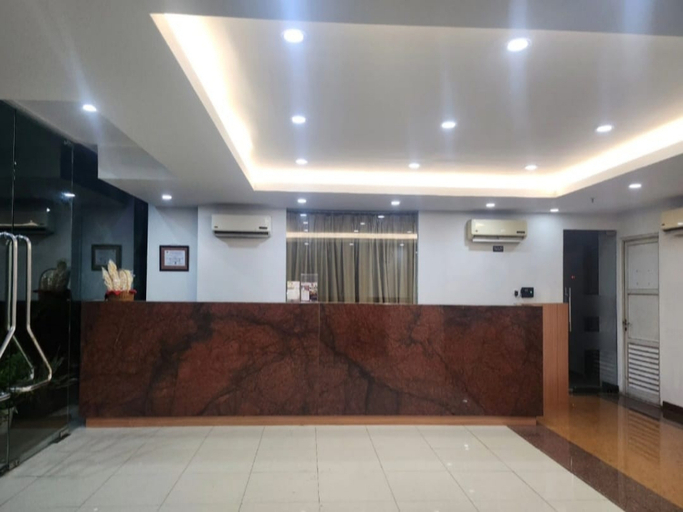 4, Imperial Hotel, Bekasi