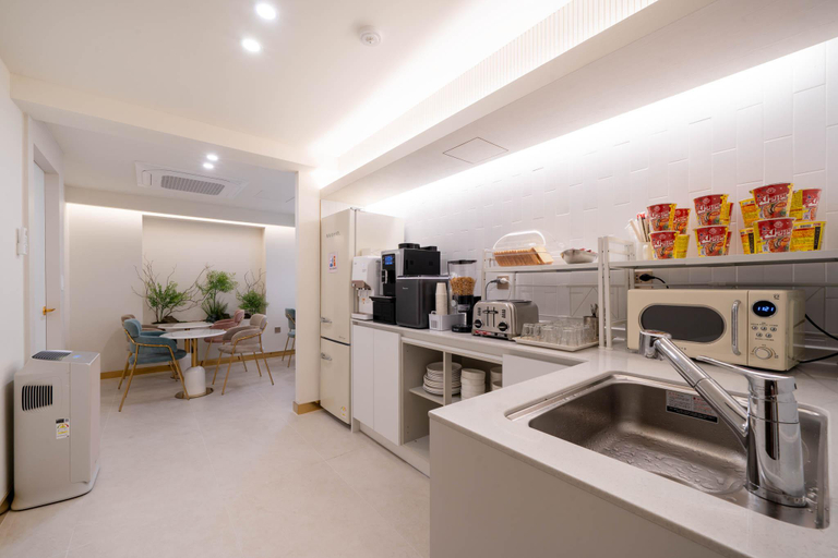 Others 5, Busan Deokcheon Den Basta Hotel, Buk