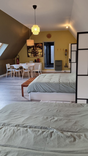 Bedroom 4, LA GRANGE AU CORPS, Nord