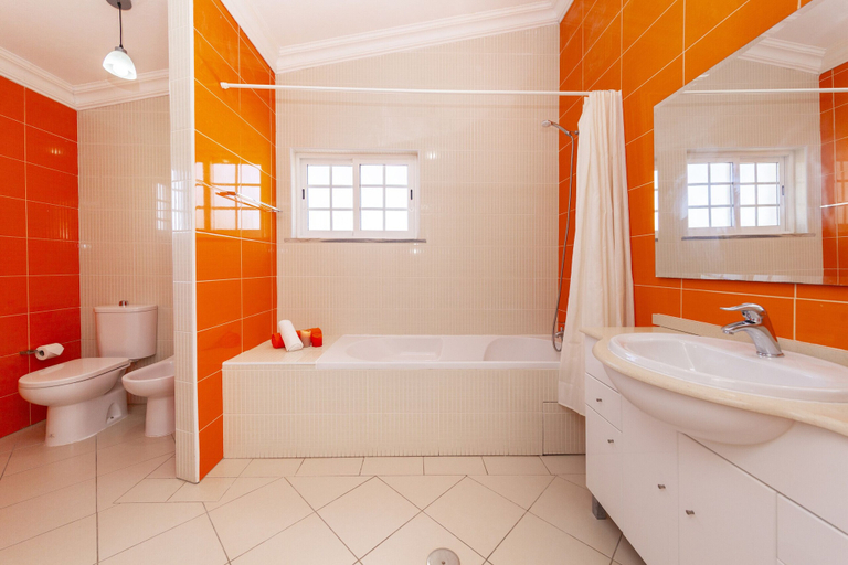 Bathroom 4, Villa Las Flores, Albufeira