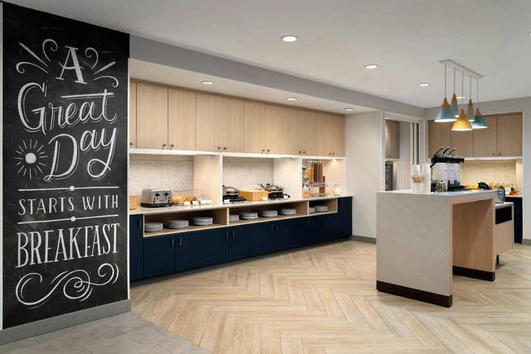 Food & Drinks 4, TownePlace Suites by Marriott Allentown West, Lehigh